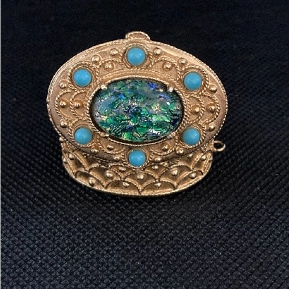 Very Vintage Perfume Locket with Perfume still inside! - Picture 3 of 6